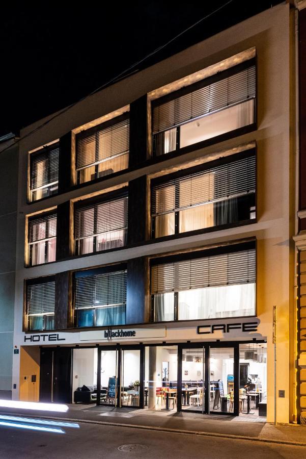 Appart hôtel Blackhome I Contactless Check-in Graz