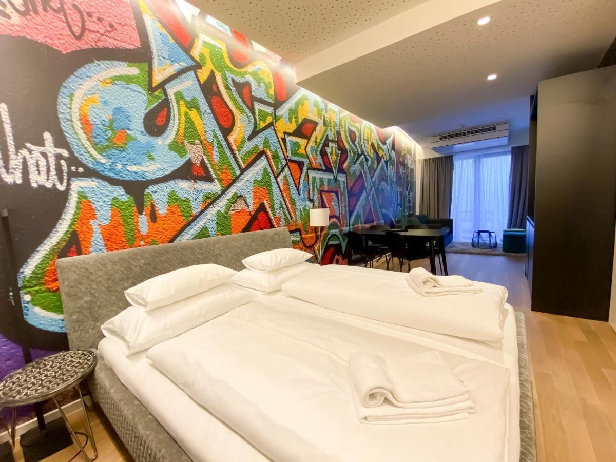 Blackhome I Contactless Check-in 4* Graz