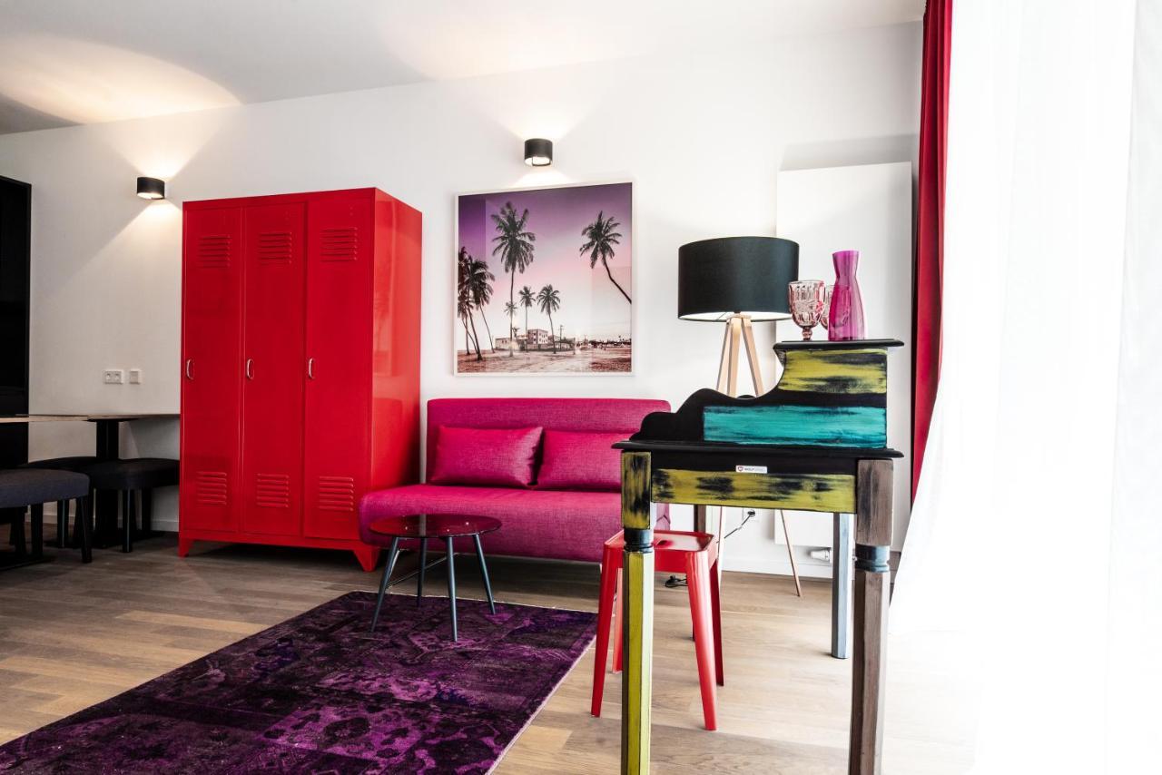 Blackhome I Contactless Check-in 4* Graz